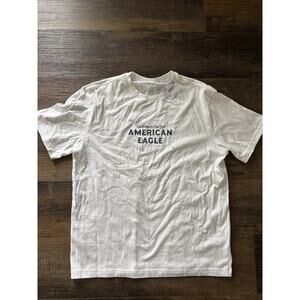 NWT Men’s American Eagle Medium Super Soft Standard Fit T-shirt